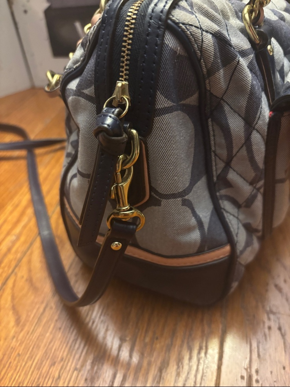 Coach Signature Quilted Convertible Tote Bag 25072 Gray Navy Crossbody - Picture 3 of 13